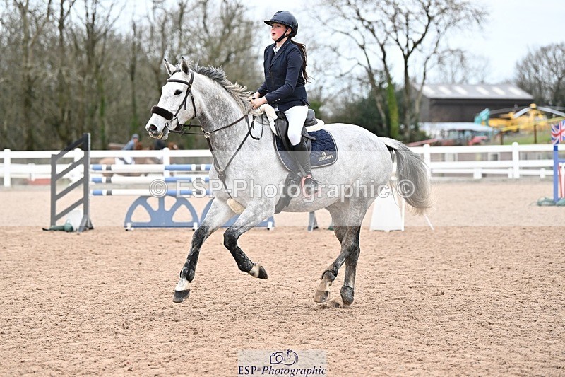 250112-114442-01127 - Cls 19 Snr 1.05m Open