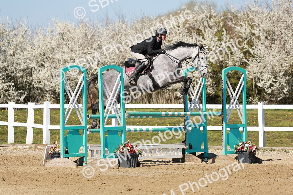 SBM_004624 - Class 17 - Senior Newcomers - 1.10m