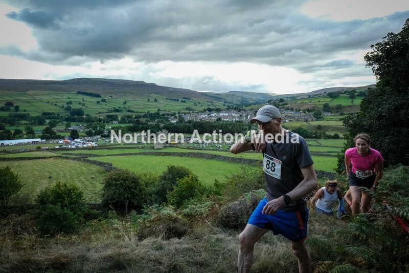 DSCF5167 - Reeth Fell race seniors