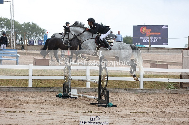 250717-135640-05680 - Cls 1, 3 Star Small Tour Start to Break