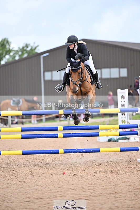 240726A-133920-01478 - Cls 3 Snr Foxhunter