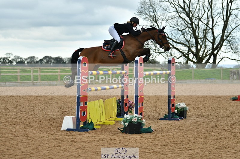 230402A-121115-05477 - Cls 26 Chard Equestrian Grand Prix