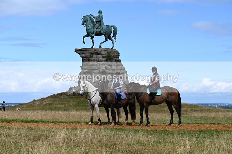DSC_8522 - Time at Statue 13:52 to 14:33