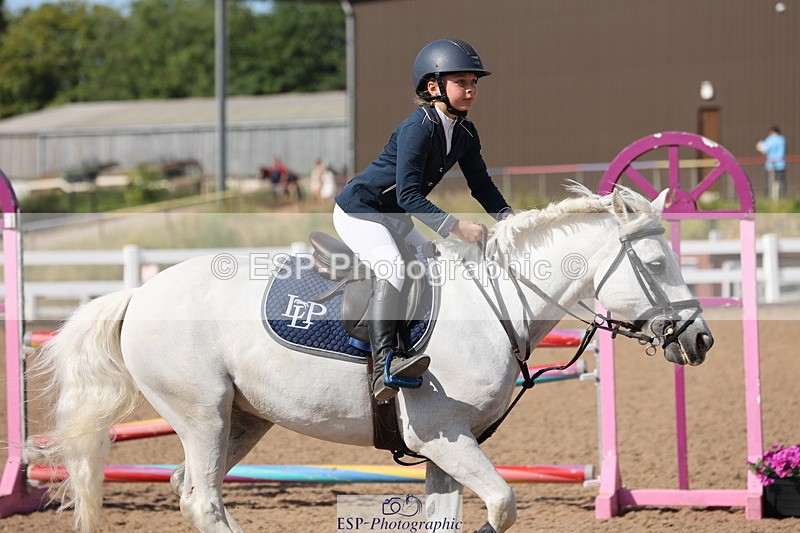 240629A-170954-08277 - Cls 13 Stepping Stones 128cm + 138cm