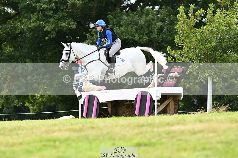 240825X-141628-34951 - 80cm XC 14.30 to 15.30