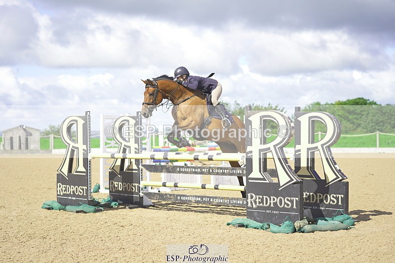 230806A-100544-00933 - Cls 12 Snr 1.05m