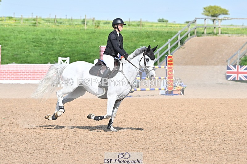 240509A-160329-03493 - Cls 12 Chard Equ Speed Derby