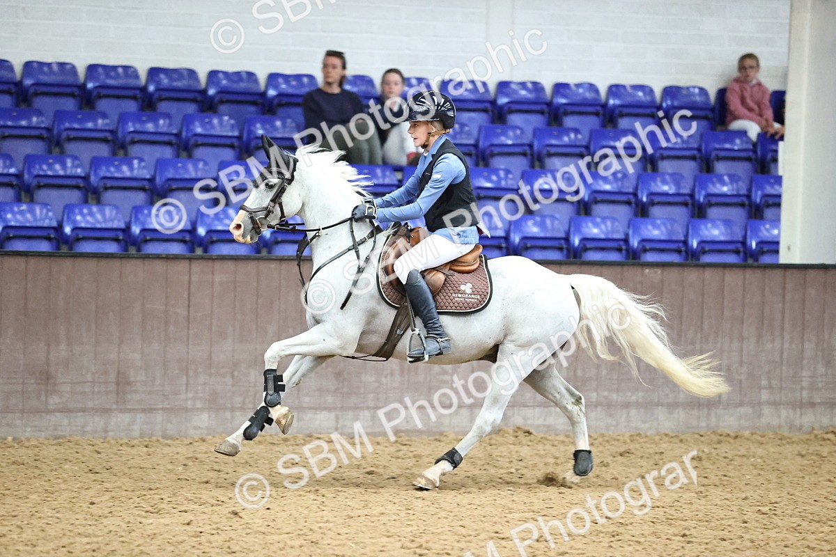 SBM_001057 - Class 3 - Springboard 128cm 138cm Restricted handicap 85cm 95cm