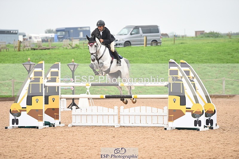 230916A-124100-04890 - Cls 16 National 1.30m