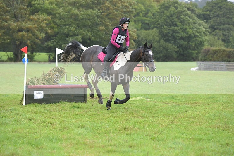 RAY_9534 - Class 2: 70cm: Corner