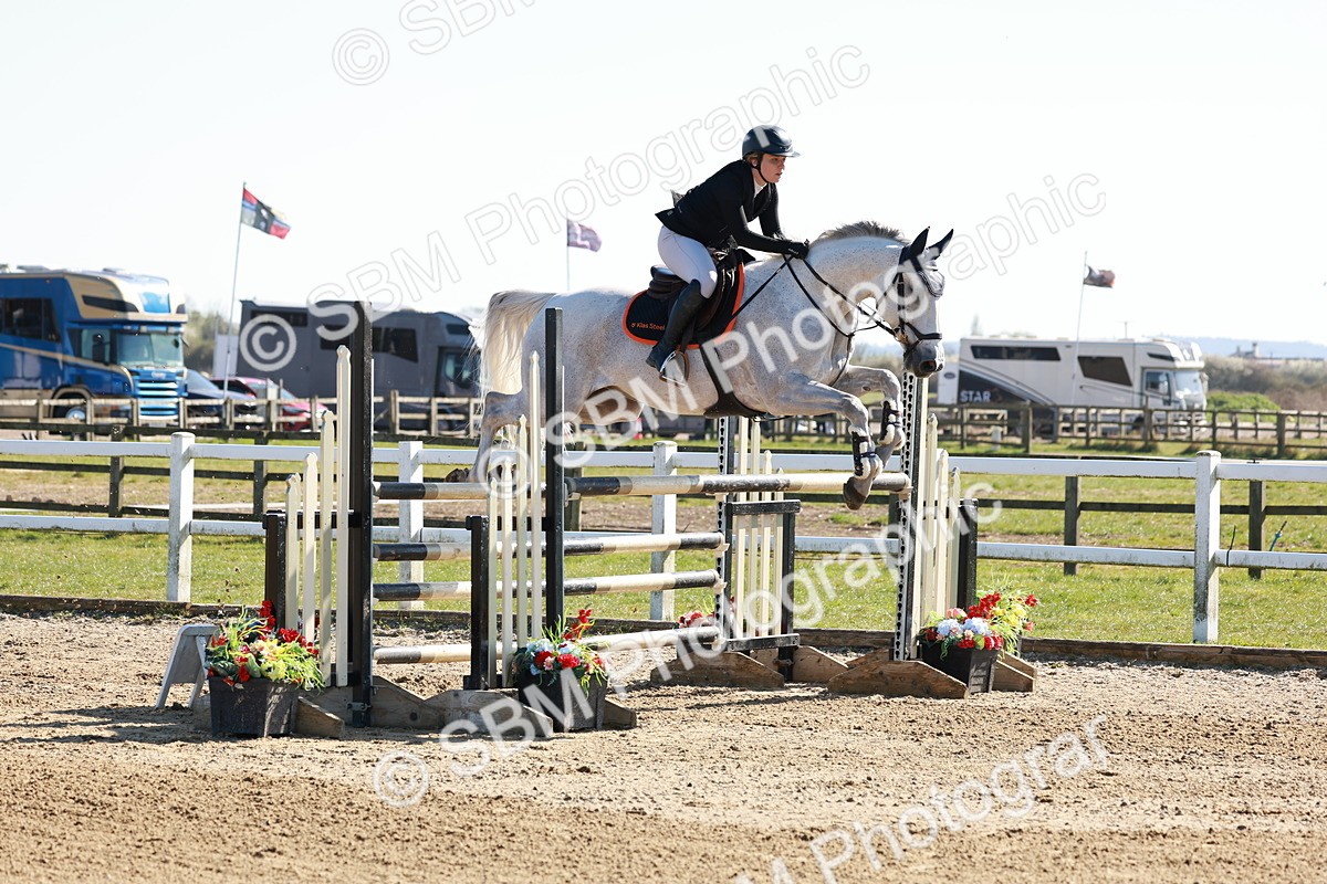 SBM_004817 - Class 18 - Senior Foxhunter - 1.20m