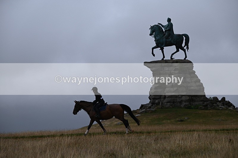 DSC_1731 - Time at Statue 12:13 to 12:32