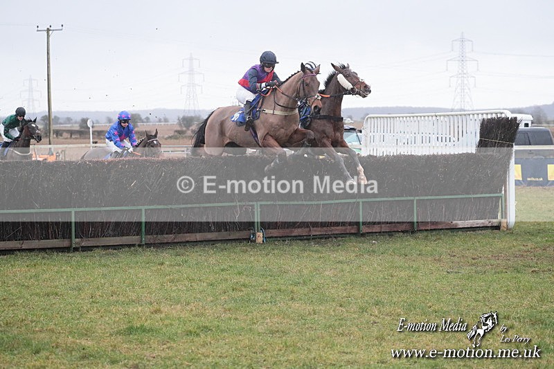 PtP 260125 535 - Cocklebarrow Point-to-Point racing with the Heythrop Hunt 26/01/25