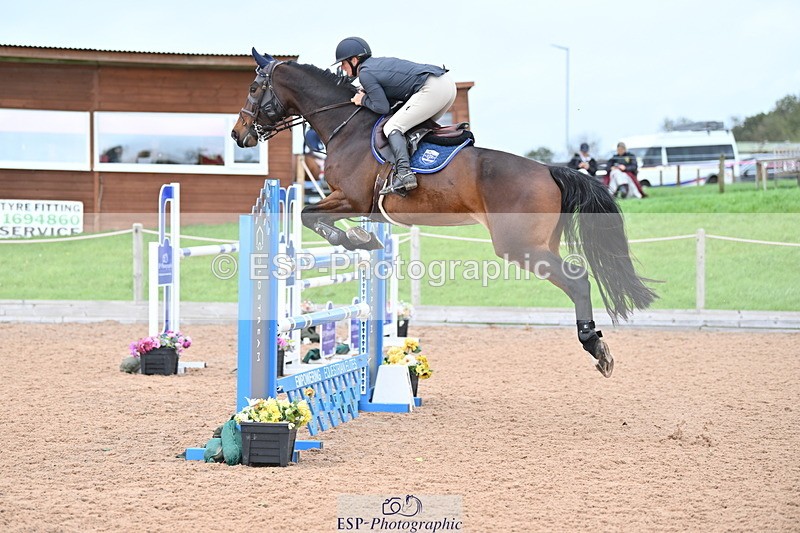 231013A-140745-02589 - Cls 9 Foxhunter & 1.20m Open