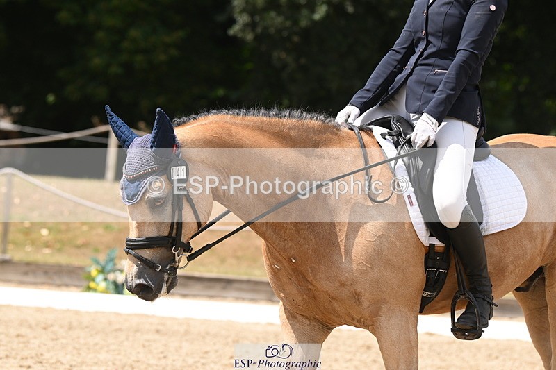 250719A-125831-05217 - 141-Chloe.Dunn-Towerhill.Shamie