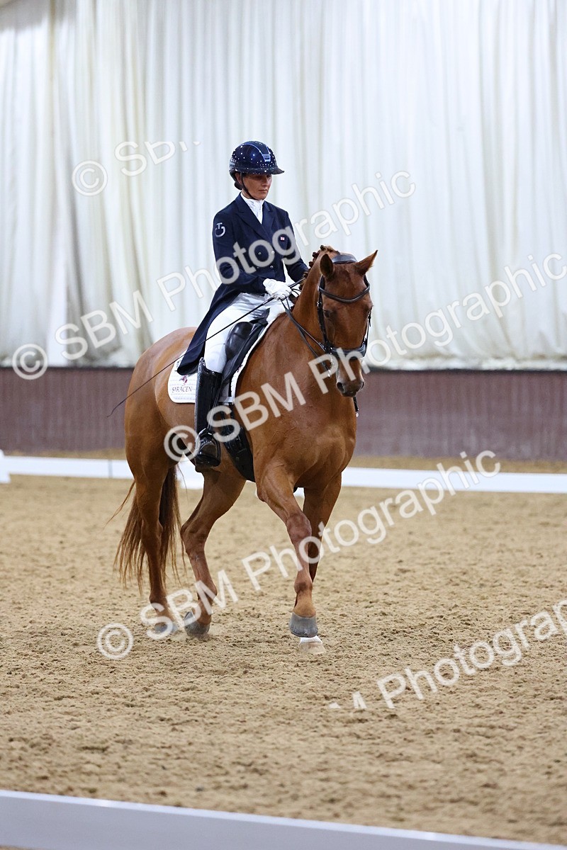 SBM_009807 - Class 14 - FEI Grand Prix - 19.27-20.27
