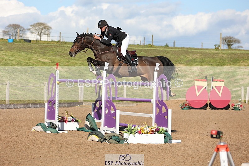 240419A-171237-09655 - Cls 10, 2 Star Big Tour 145cm  Break to End