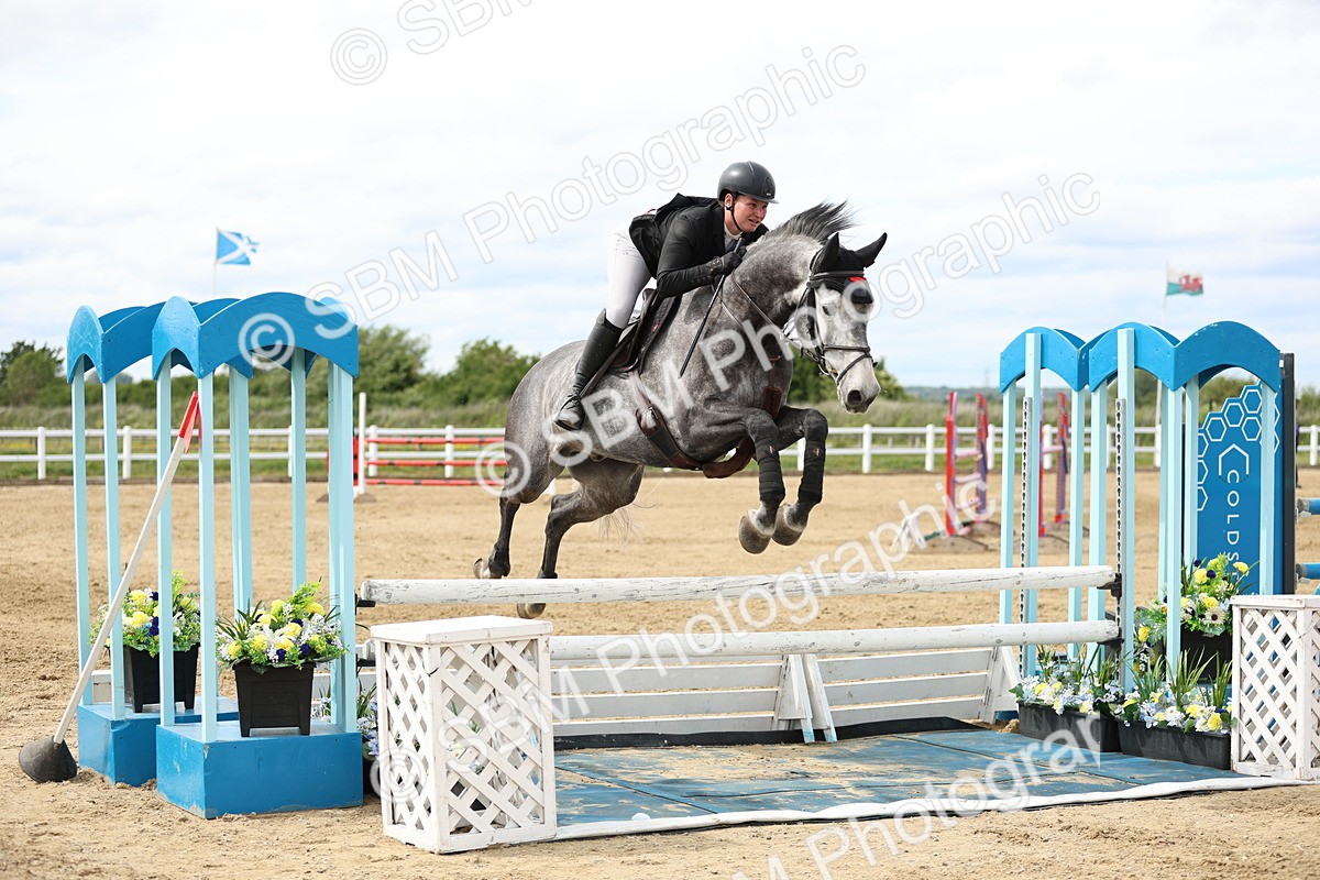 SBM_001364 - Class 5 - Senior Foxhunter - 1.20m
