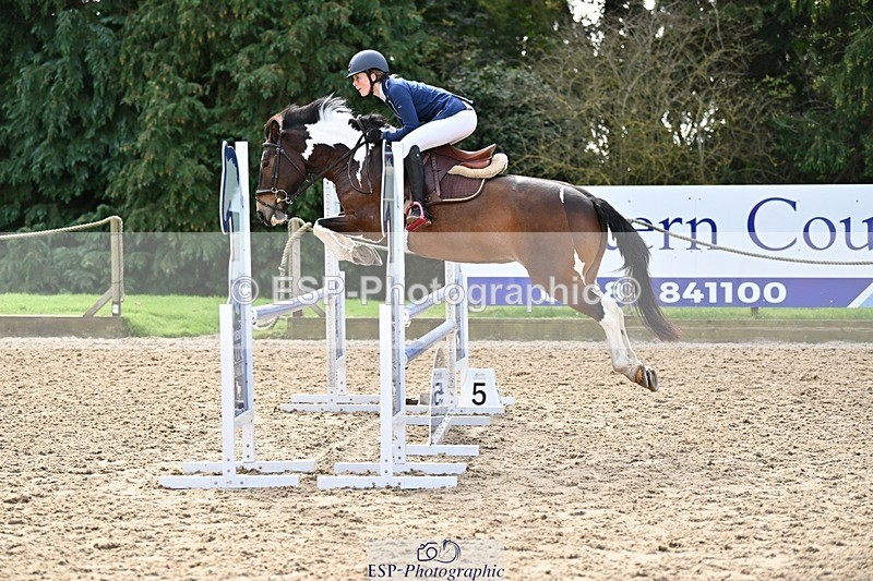230930-115340-00425 - Cls 4 Pony Newcomers & 1m Open