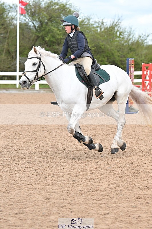 240504A-114411-00765 - Cls 14 & 15 Club & Schools 70cm