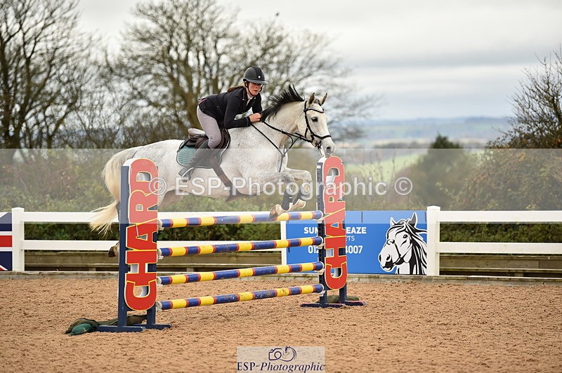 231122A-140644-00579 - Cls 5 Foxhunter & 1.20m Open