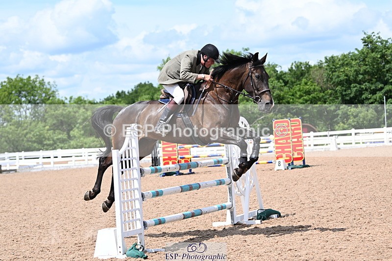 240619A-143308-00634 - Cls 4 Snr Newcomers and 1.10m Open