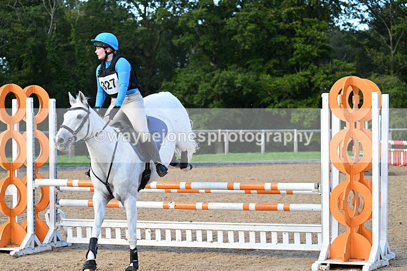 WJ7_6244 - Time 16:55 to 17:11