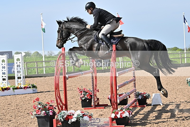 240509A-095602-00719 - Cls 8 Foxhunter