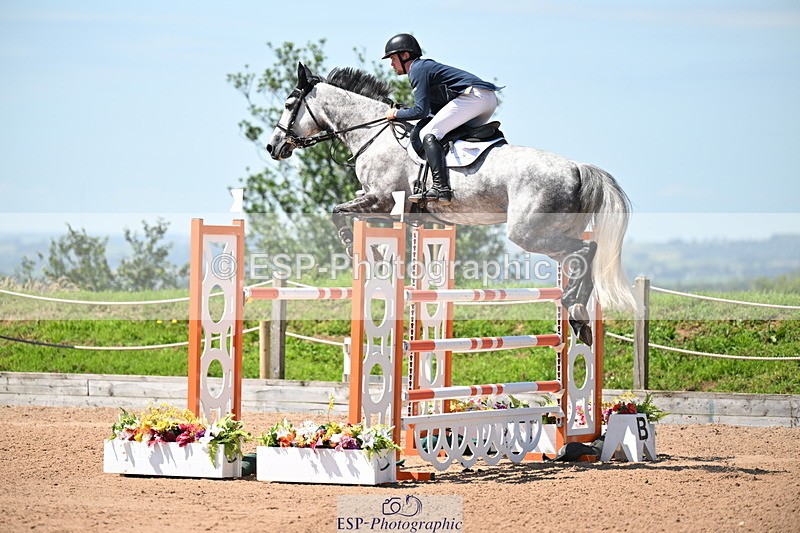 240718A-121340-05006 - Cls 1, 3 Star Small Tour 1.35m