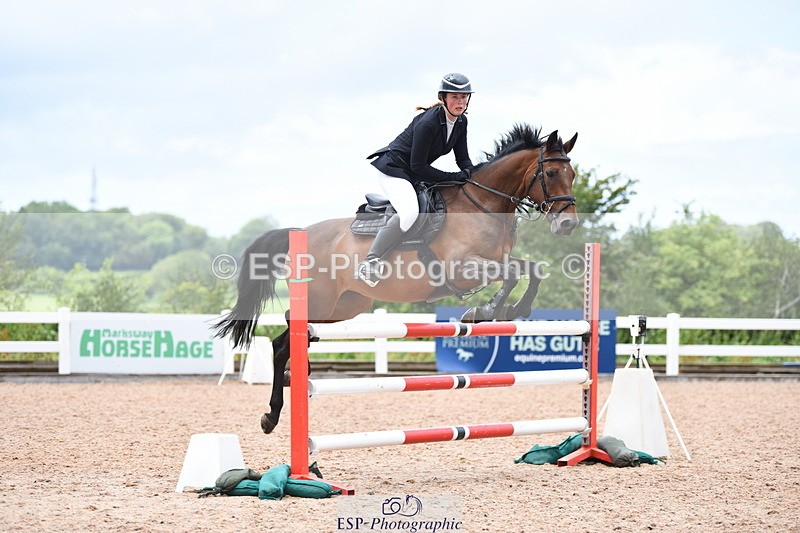 230715A-132518-01229 - Cls 4 Newcomers & 1m Open