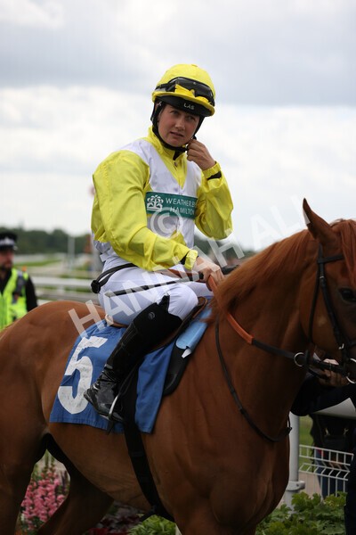 yr11062022r1-103 - Race 1 12.45pm Macmillan Ride of Their Lives, supported by Sky Bet