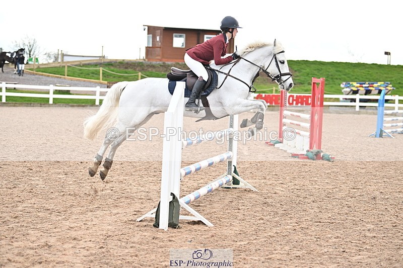 240310A-111935-02292 - Cls 4 Pony Discovery and 90cm Open