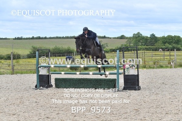BPP_9573 - CLASS 6 Senior Newcomers/ 1.10m Open