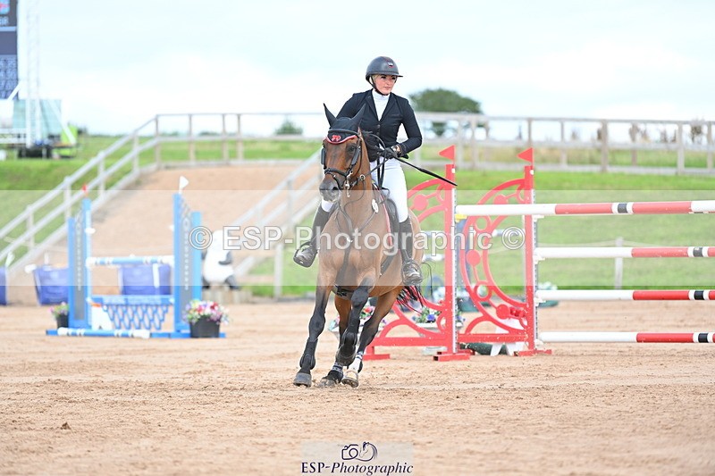 230721A-153807-07348 - Cls 10, 2 Star Big 1.45m Start to break