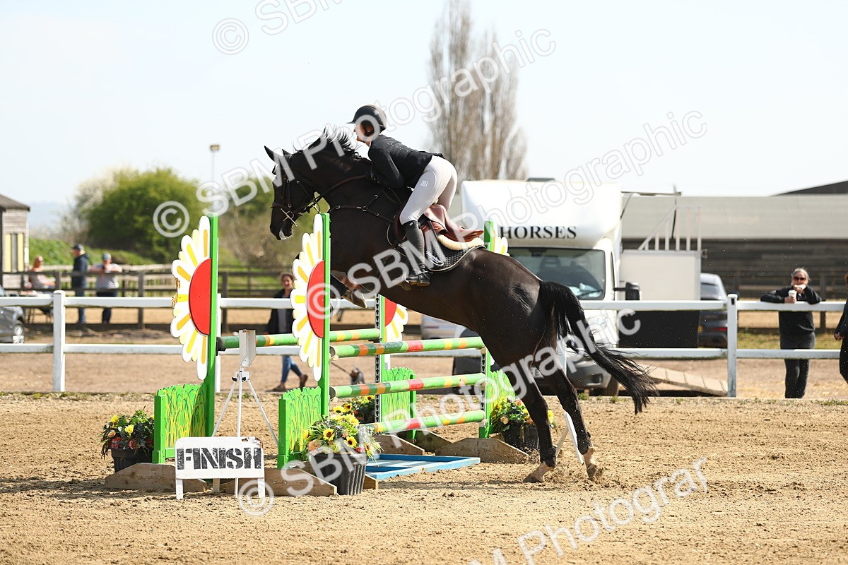 SBM_002454 - Class 10 - Senior Newcomers - 1.10m