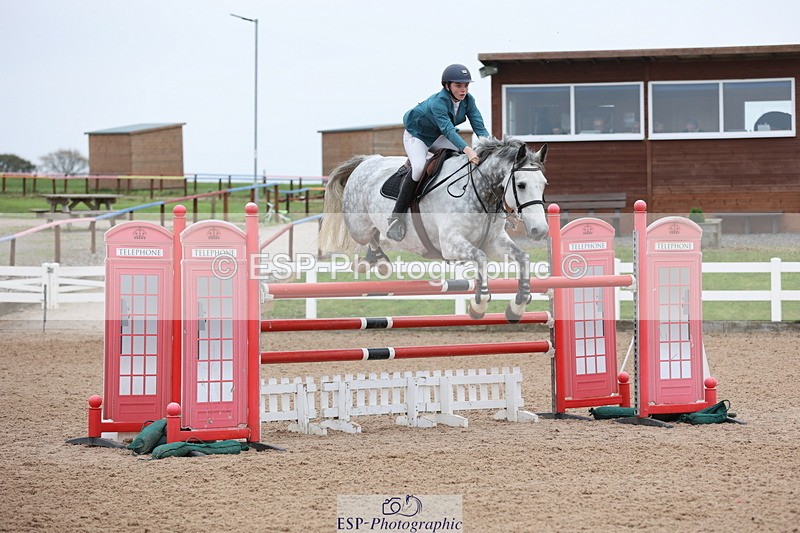 241101A-130023-01908 - FRI Cls 6 Foxhunter and 1.20m Open