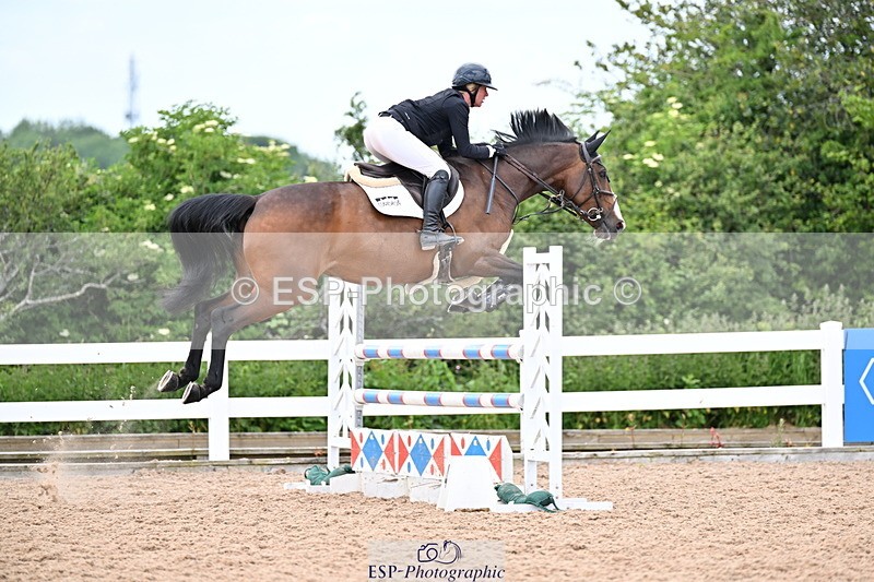 240605A-134414-00621 - Cls 3 Snr 1.05m Open