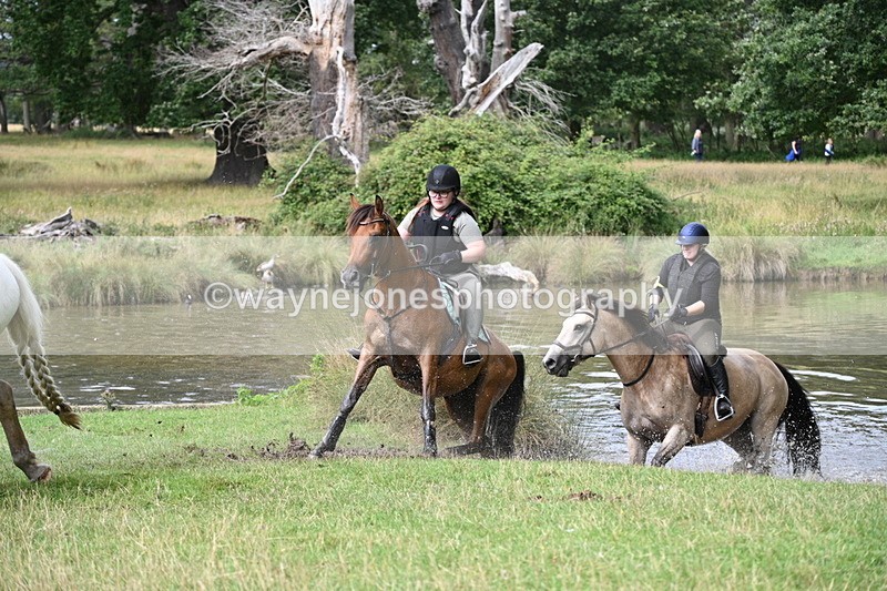 WJ7_1620 - Time at Water 10:48 to 11:13