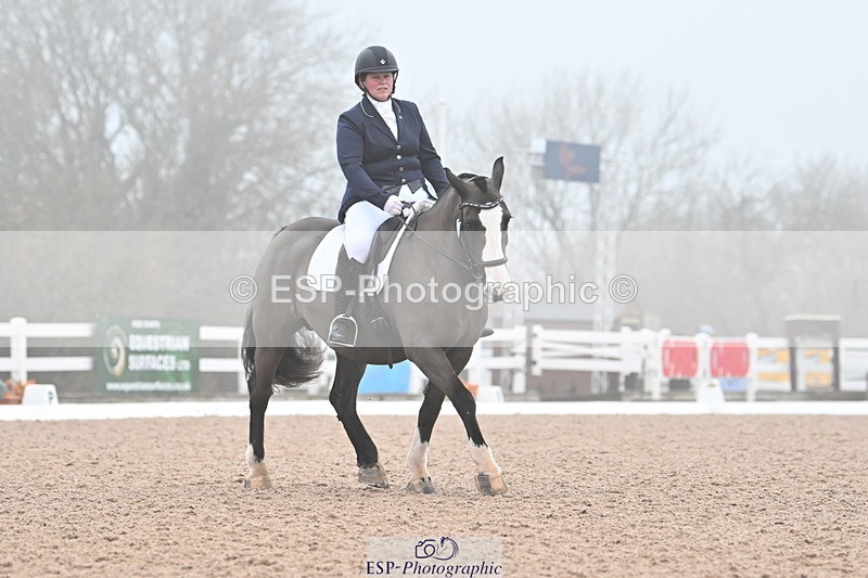 240217A-100604-00537 - 101-Chloe.Walton-La.Comtesse.Noire