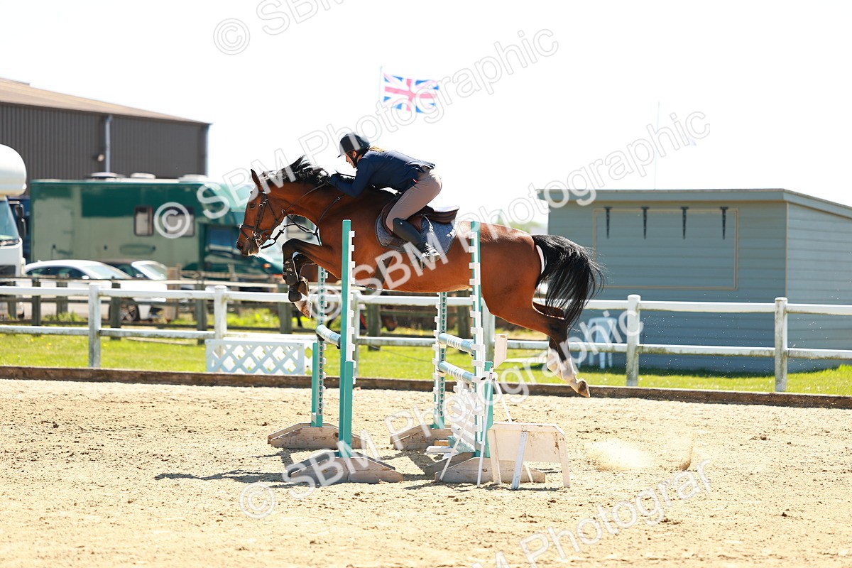 SBM_001251 - Class 4 - Senior Newcomers 1.10m