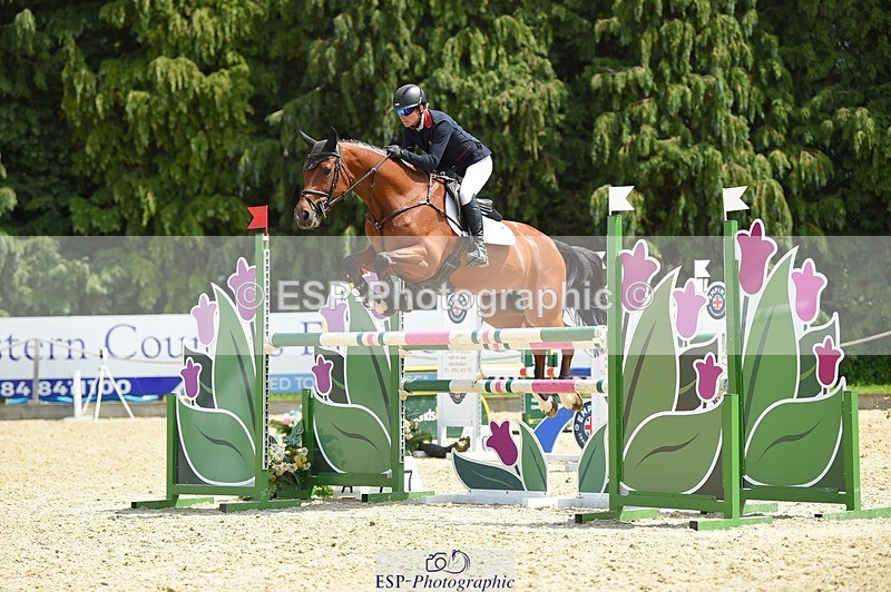 230528-124928-15859 - 381-CAROLINES_AIR_KM-Izzy_Taylor-SUNTrotUp+SJ