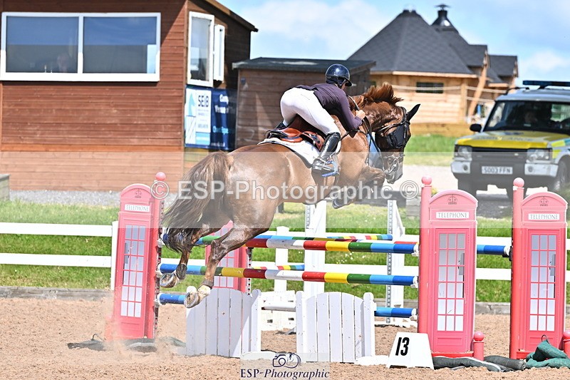 240619A-153128-00848 - Cls 5 Snr Foxhunter and 1.20m Open
