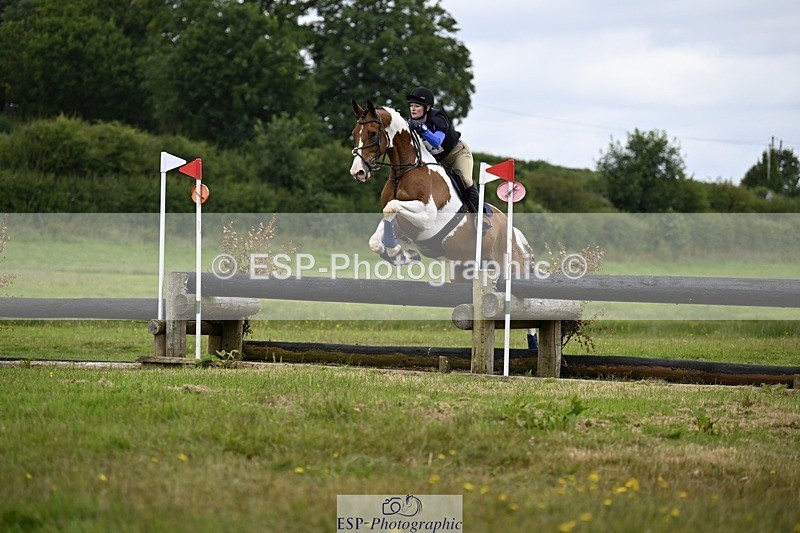 240630-122458-00850 - 914-Rachael_Brockington-Jynwood_Clear_Cut