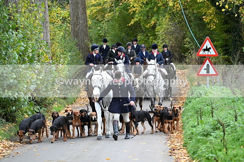 WJ7_7154 - Walk Home..