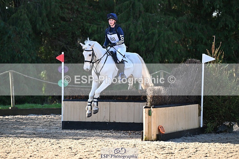 240303-100632-02756 - Cls 2 80-85cm Start to 11.00 CW