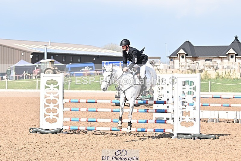 250326-124714-00737 - Cls 4 Newcomers and 1.10m