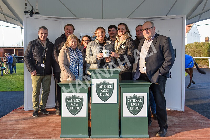 010125-Race 1-Its All About You-4345 - Race 1