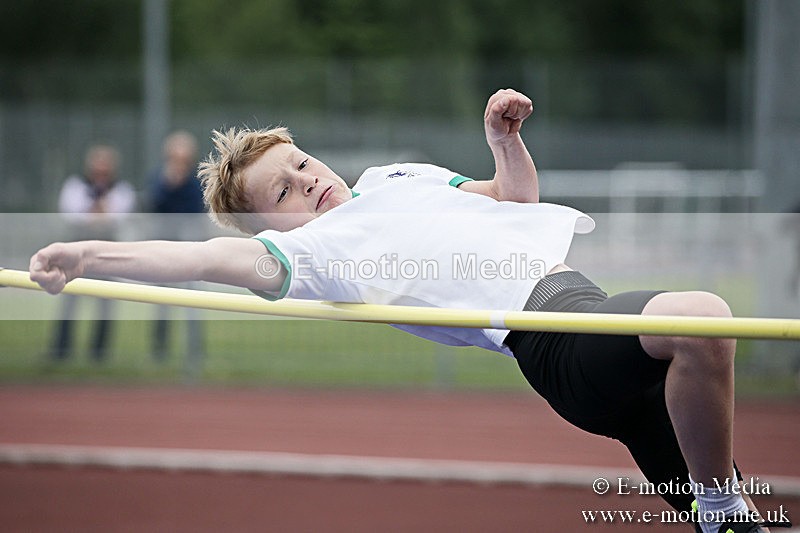 LEP59084a - Track & Field