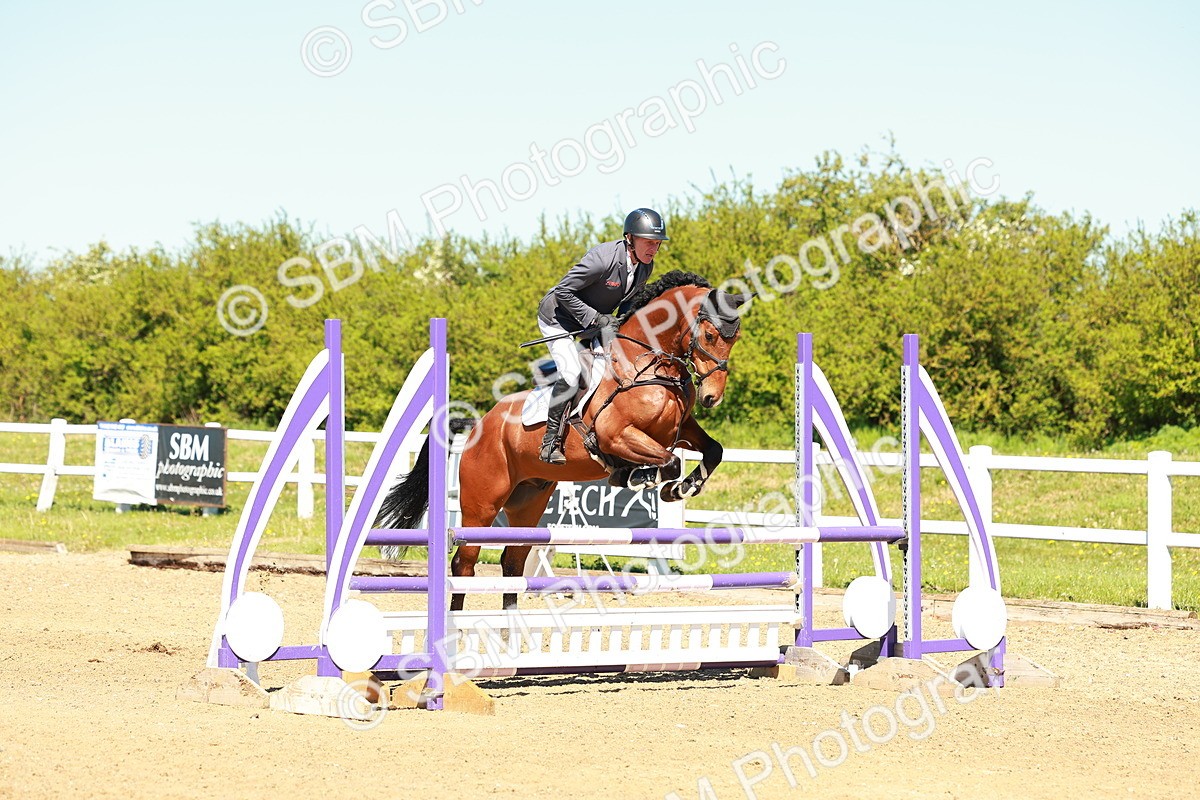 SBM_000572 - Class 3 - Senior Discovery - 1.00m