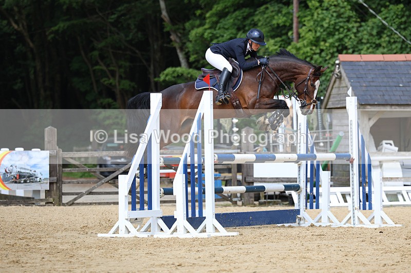 3E7A1155 - Class 13: Senior Newcomers/1.10m open